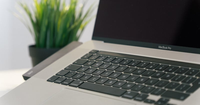 Réduire son empreinte carbone numérique en télétravail : 7 gestes clés